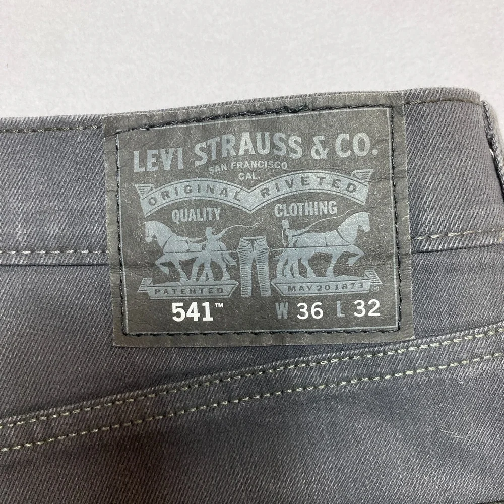 Levi's 541 Jeans Mens 36 Gray Denim Straight Leg Stretch